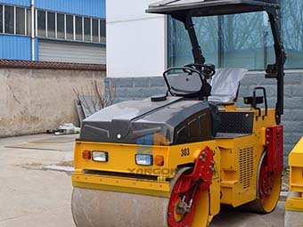 座駕壓路機(jī)實(shí)用性能無人能敵！