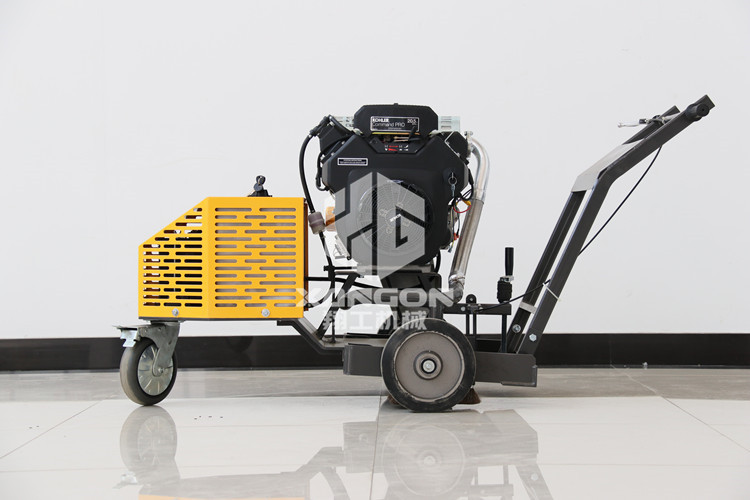 防護(hù)工作不可少，路面開槽機(jī)使用安全記心上