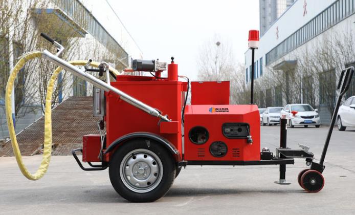 瀝青灌縫機磨合期，操作對了嗎